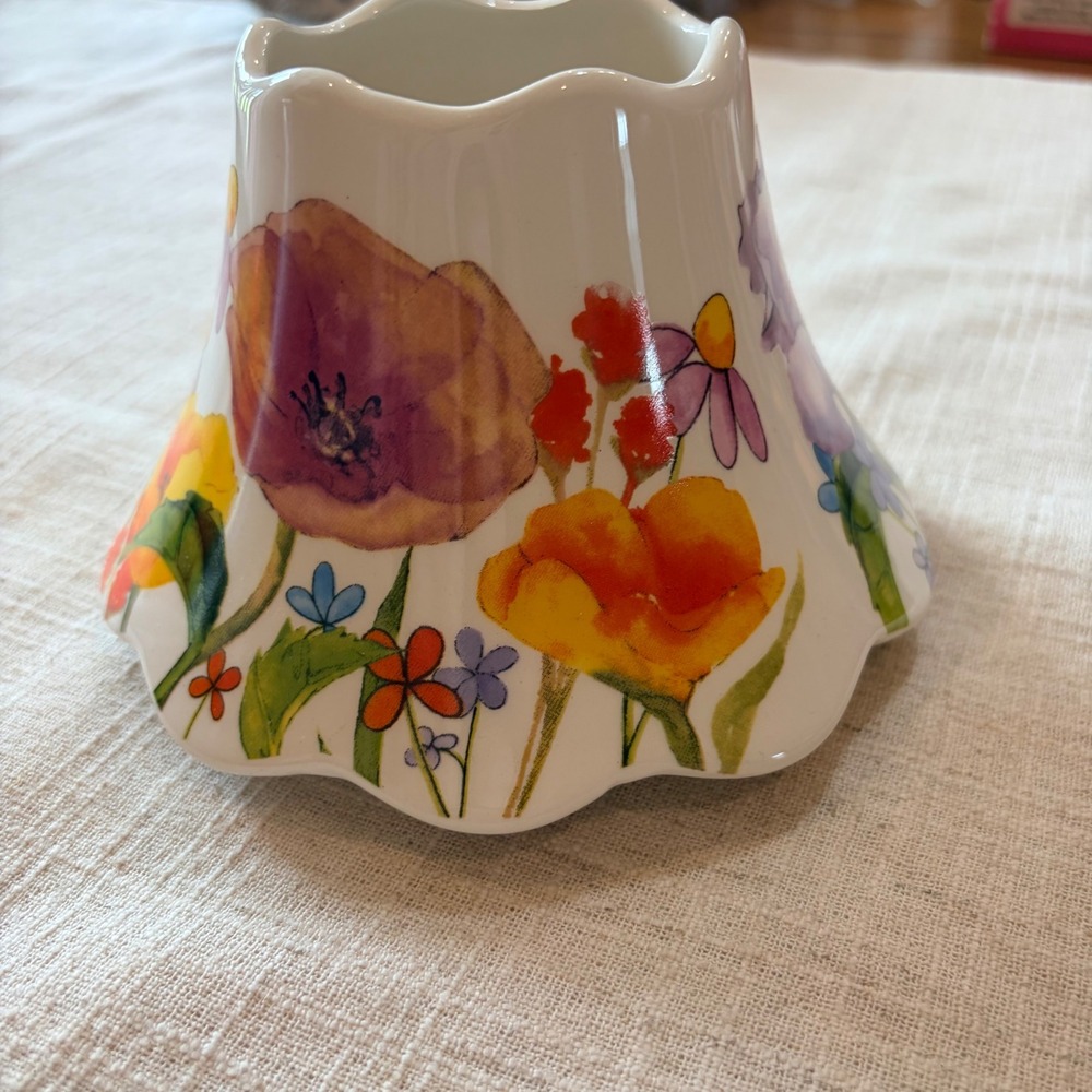 Yankee Candle 2012 Floral Ceramic Small Jar Candle Shade Scalloped White Multi